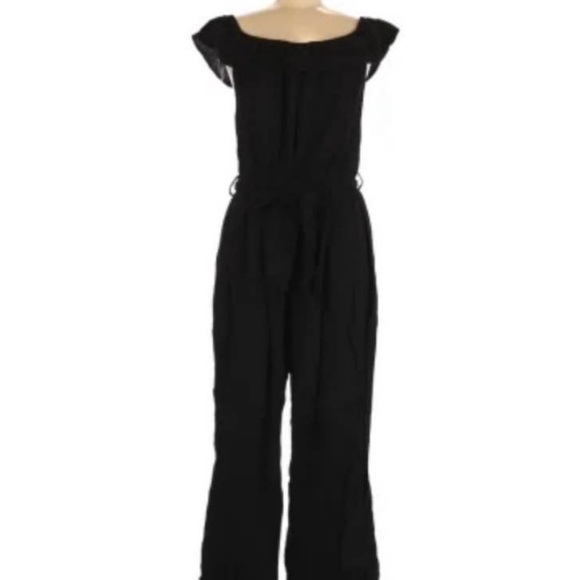 Target Linen off shoulder tied waist Jumpsuit Romper - Universal Threads - Picture 2 of 4